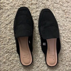 Women’s Microsuede Mules
